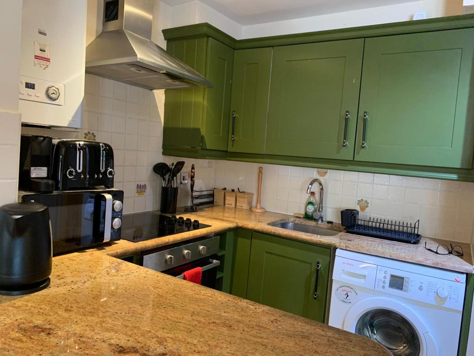 Lovely 1 Bedroom Flat In West Kensington Central London, Shepherd'S Bush Extérieur photo