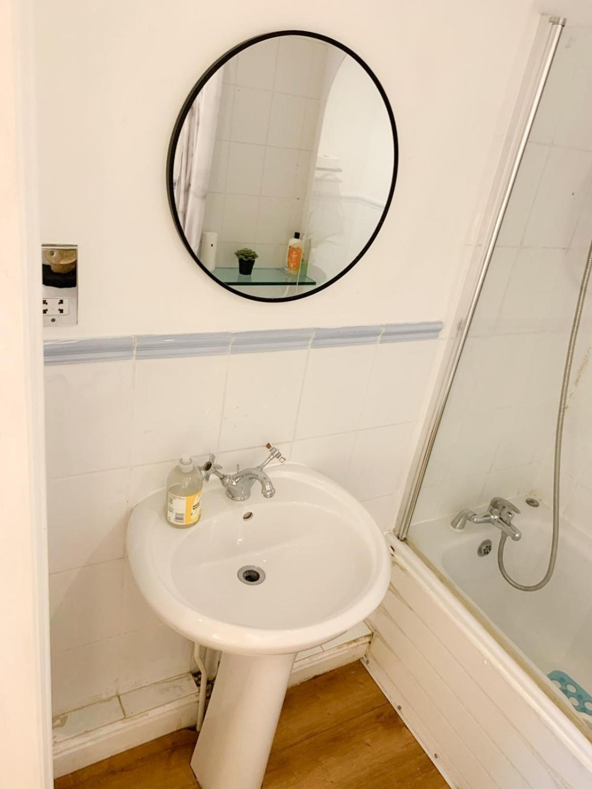 Lovely 1 Bedroom Flat In West Kensington Central London, Shepherd'S Bush Extérieur photo