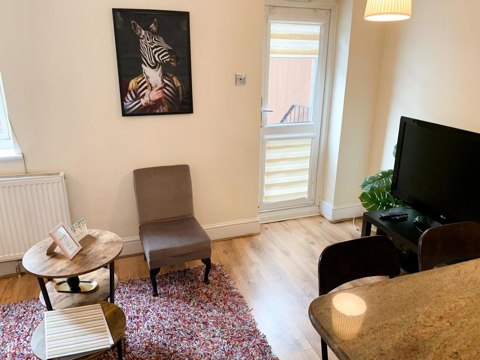 Lovely 1 Bedroom Flat In West Kensington Central London, Shepherd'S Bush Extérieur photo